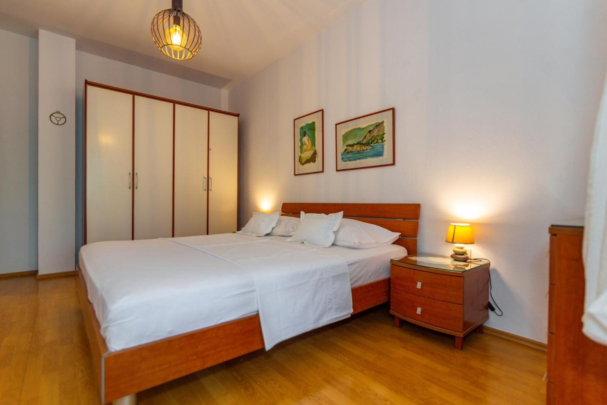 City Center Ana Apartments Makarska Buitenkant foto
