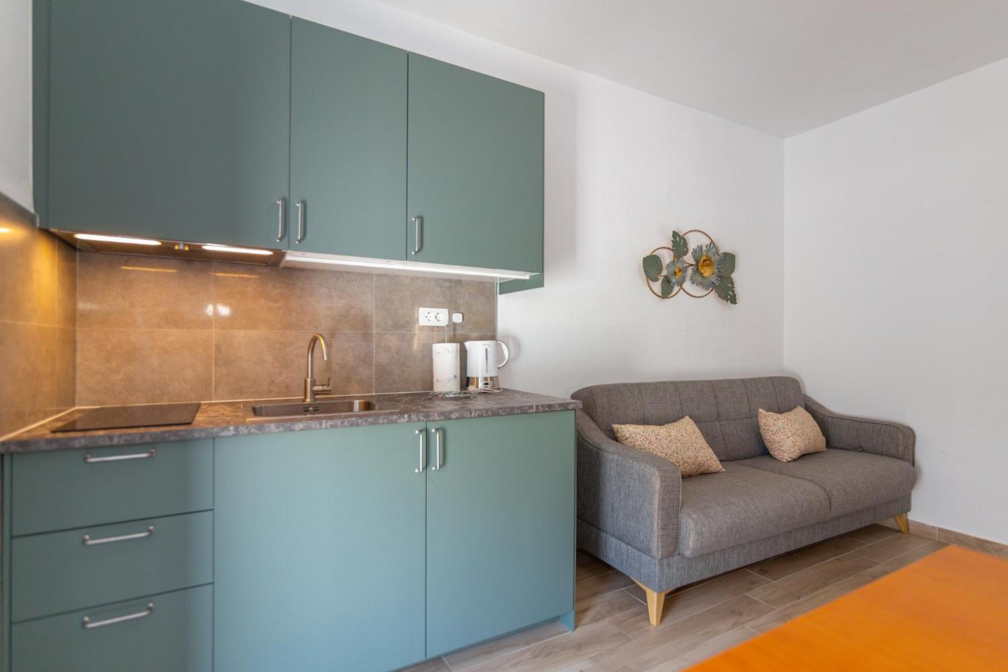 City Center Ana Apartments Makarska Buitenkant foto