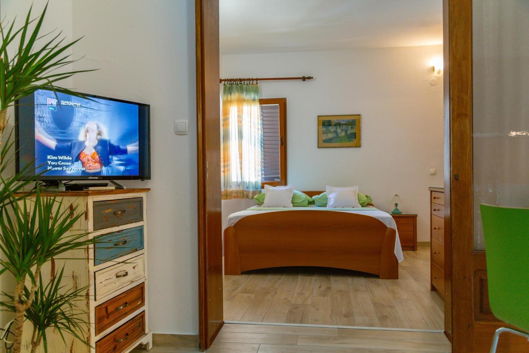 City Center Ana Apartments Makarska Buitenkant foto
